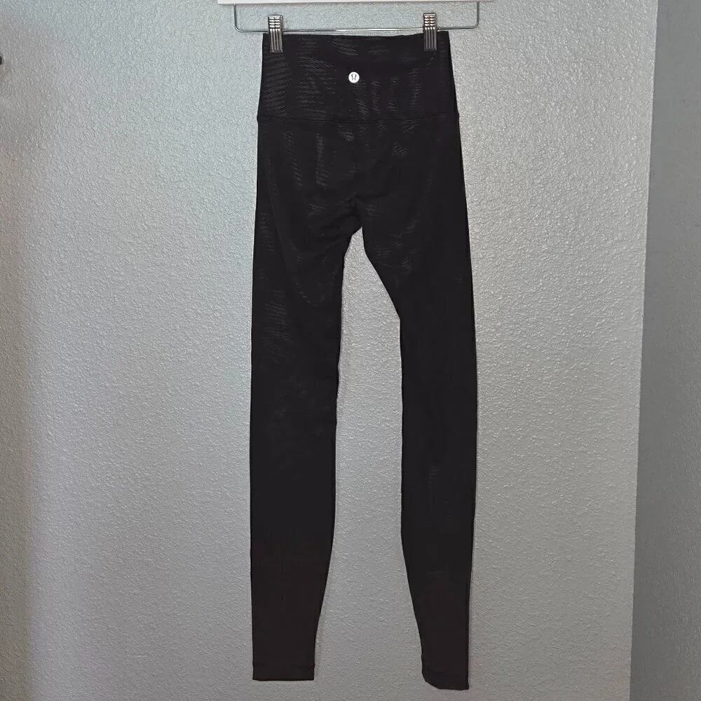 Lululemon Wunder Train High-Rise Tight 28